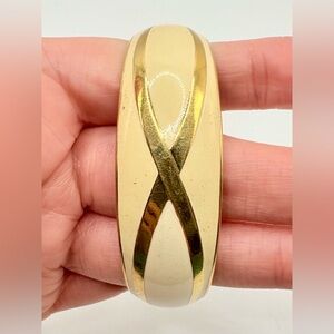 Vintage 1987 AVON Fashion Pastel Gold Tone Cream Enamel Cuff Bracelet